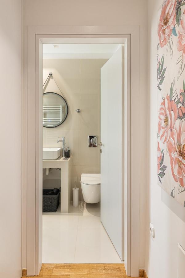 White Suite Armonia Salonic Exterior foto